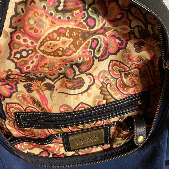 Maxx New York Blue and Black Shoulder Bag Set🎄 - Picture 6 of 7